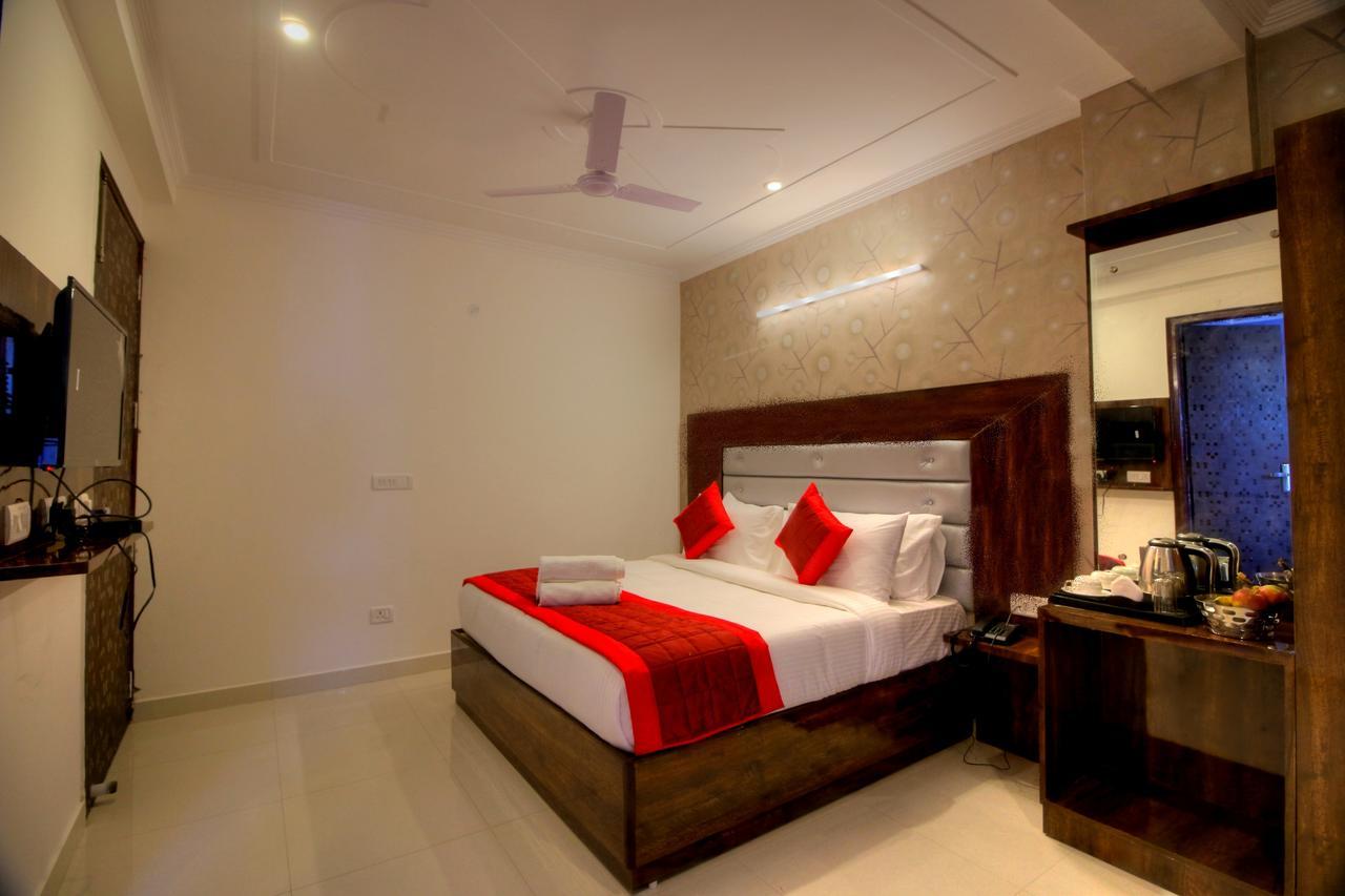 Airport Hotel Ark Of Avalon Nueva Delhi Exterior foto